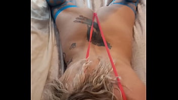 Mallory sucks mickey