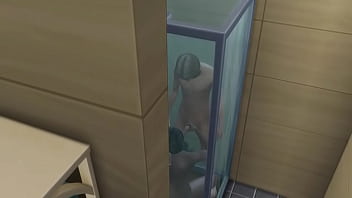 Жопастая мулатка соблазнила парня после бассейна