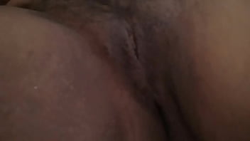 La Puta De Mi Madrastra En Lenceria Masajeando Sus Tetas Grandes Y Trata De Meter Sus Dedos En El Coño Apretado thumbnail