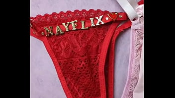 Olha as novidades ️ logo posto fotinhos usando elas você também poderá encomendar a sua com o seu nominho por