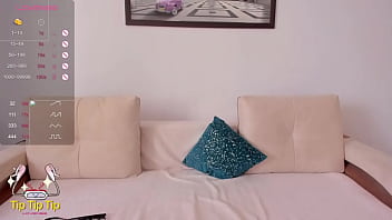 Smerig hoertje met grote kutje