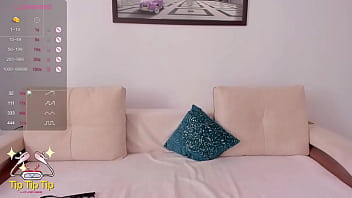 Smerig hoertje met grote kutje