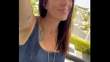 Hello bien arrivée à seyne sur mer halte en route vers l‘île de beauté et un petit coucou sexy pour vous