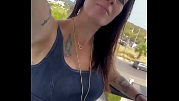 Hello bien arrivée à seyne sur mer halte en route vers l‘île de beauté et un petit coucou sexy pour vous