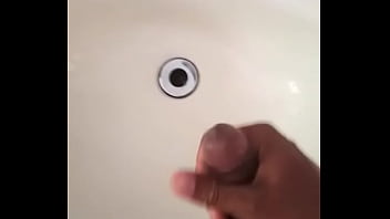 Gozando Na Pia thumbnail