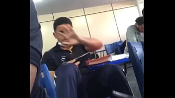 Magrinho torando gostosa malhada na escola