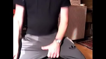 Mijando Na Calca Adidas Prata thumbnail