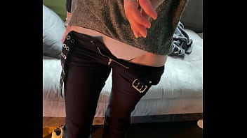 Je me déshabille pour me faites prendre y a une suite bisous à tous