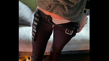 Je me déshabille pour me faites prendre y a une suite bisous à tous