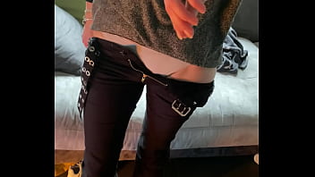 Je me déshabille pour me faites prendre y a une suite bisous à tous