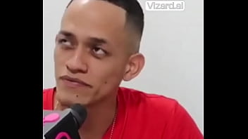 La satisfacción del cliente en la barbería #historia #elchicletv #comunidad #atrevidoypegajoso #familia #talento #arte