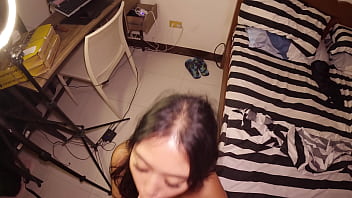 Filipina deepthroat and pussy flood