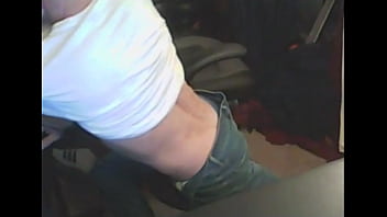 T shirt up twisting on stool