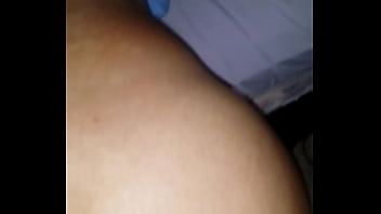 Busting bit on her booty