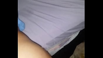 Busting bit on her booty