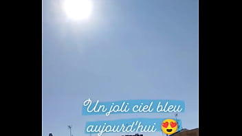 Un joli ciel bleu aujourd'hui et toi