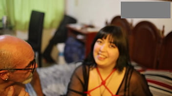 Intensa trío post entrevista con reynatirana y un maduro hambriento