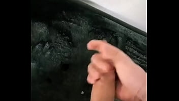 Busco a alguien que me la mame con su salivita roca