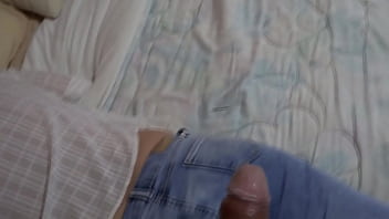 I receive five big cumshots all over my body after having sucked and fucked