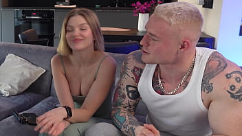 Young couple came to the casting bella mur webcam school