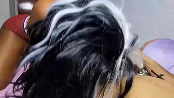 Tayler tiene sexo con el novio e su hermanastra final inesperado la hermanastra la pilla y se quedad observándola como follan