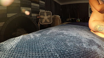 Blonde with smokin body loves to suck dick