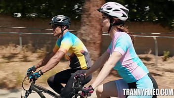 Glutes To See thumbnail