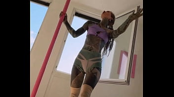 Do you like how i dance for you