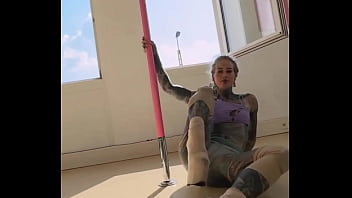 Do you like how i dance for you