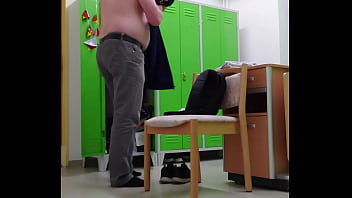 Umziehen auf der arbeit