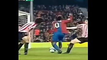 Ronaldinho nas skills mágicas dele