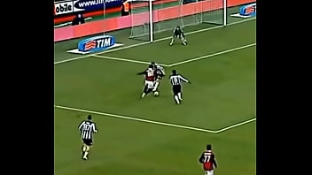 Ronaldinho nas skills mágicas dele
