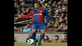 Ronaldinho nas skills mágicas dele