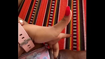 Masturbandome en el anden alfrente de los trabajadores