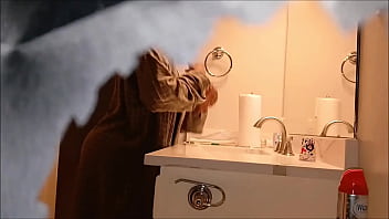 Burglar breaks into lady's house only to get seduced & put out