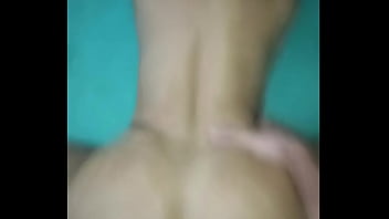 Babysitter levando pau sem dó