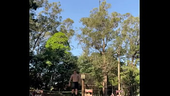 The guys play the rt game i want to play the bskt game every ball i put inos caras fazem rt game quero fazer o bskt ga