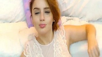 Free live sex chat with sophyeblu on webcam