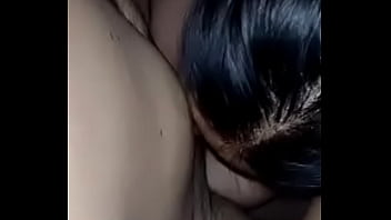 Cortico pero me mama rico la verga