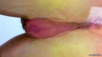 Arielle lane put 'em on the glass 2 hd