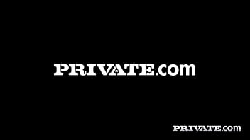 Jenyffer flex and milka debut in anal threesome