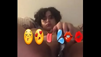 Latino creams on cam