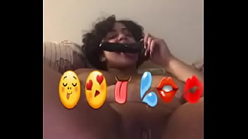 Latino creams on cam