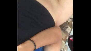 Sexo gostoso no sofá