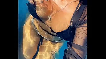 Petite vidéo dans l'eau