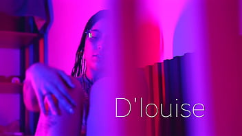 Latin girl sucks her sexy toes with masturbation