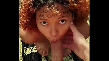 Risky blowjob on the beach i came on her face