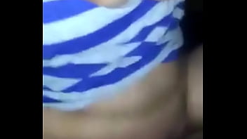 Minha esposa gozando igual um homem na rola do negão safado não aguento o tesão e gozou dentro da minha esposa