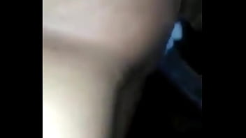 Minha esposa gozando igual um homem na rola do negão safado não aguento o tesão e gozou dentro da minha esposa