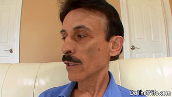 Older cuck jerks off while his wife jamie applegate rides a stud